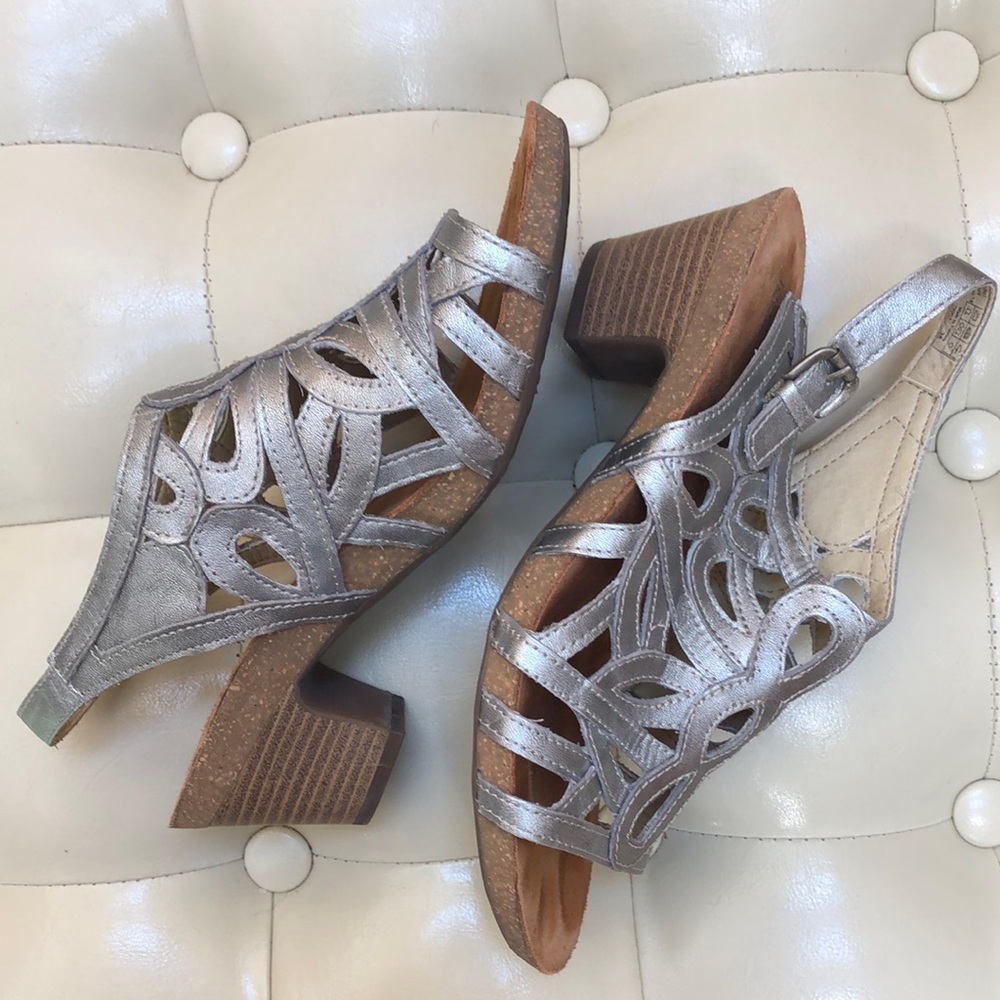 Josef Seibel genuine leather sandal, size 38 USA 7.5-8